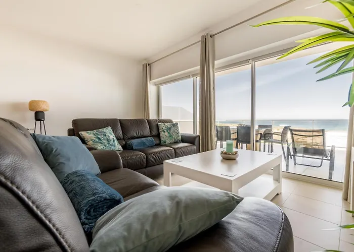 By The In D'el Rey דירה *